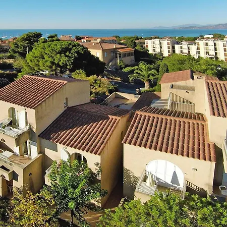 In Ile Rousse Near Sandy Beaches, Cleaning Included Appartamento LʼÎle-Rousse