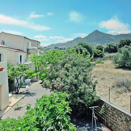 Appartamento In Ile Rousse Near Sandy Beaches, Cleaning Included LʼÎle-Rousse